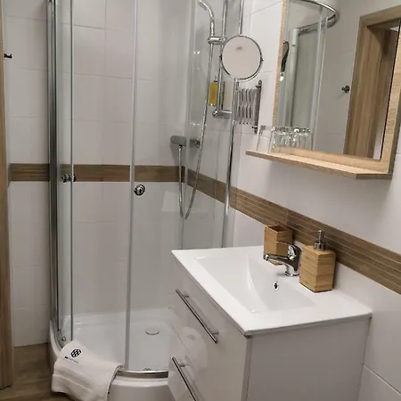 Slo. Bakov nad Jizerou